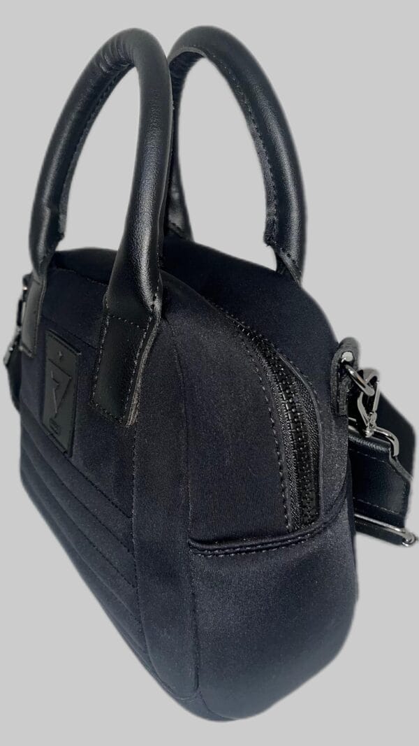 Shoulder Bag Preta F7 Cannabis Elegance - Imagem 3